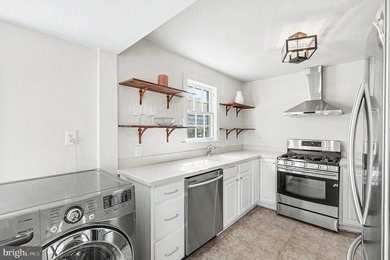 Charming and beautifully updated home in an exceptional - photo 19