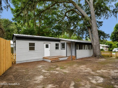 Charming 1-Bedroom Remodeled Trailer in St. Simons Mobile Home - photo 22