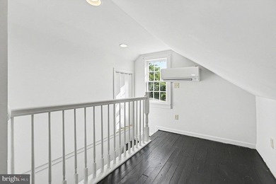 Charming and beautifully updated home in an exceptional - photo 24