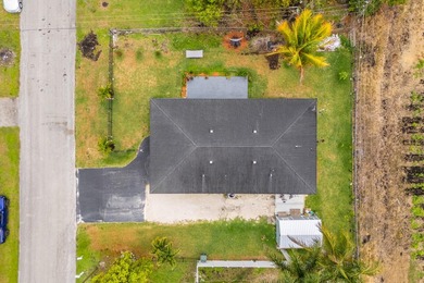 Beautifully remodeled 4-bedroom, 3-bathroom home featuring two - photo 7