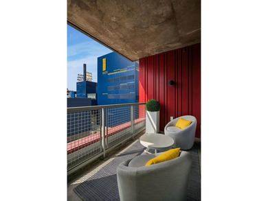 Refined urban living in one of the most coveted boutique - photo 27