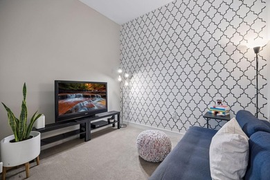 Refined urban living in one of the most coveted boutique - photo 33