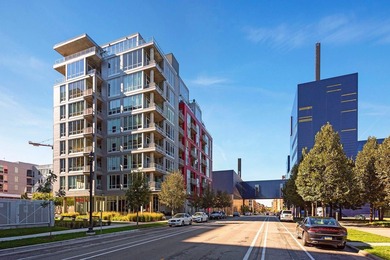 Refined urban living in one of the most coveted boutique - photo 35