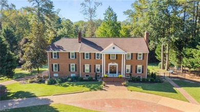 Kingsmill Pond Home For Sale in Williamsburg Virginia