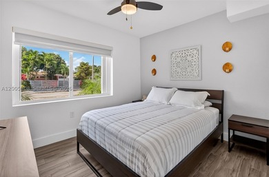 This is the one you've been waiting for. A bright, open-concept - photo 10