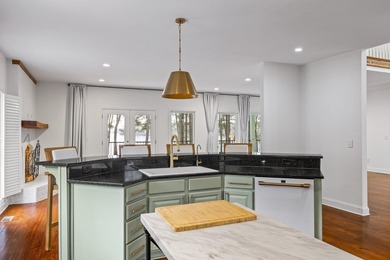 Welcome to this exceptional lakefront retreat in sought-after - photo 11