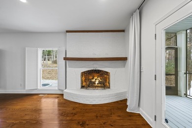 Welcome to this exceptional lakefront retreat in sought-after - photo 13