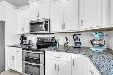 CURRENTLY UNDER CONTRACT, SELLER WILL CONSIDER BACKUP OFFERS - photo 8