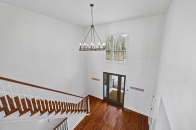 Welcome to this exceptional lakefront retreat in sought-after - photo 19