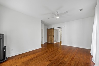 Welcome to this exceptional lakefront retreat in sought-after - photo 21