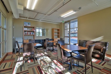 Huge 2 bedroom + loft home in the heart of Downtown San Jose - photo 25