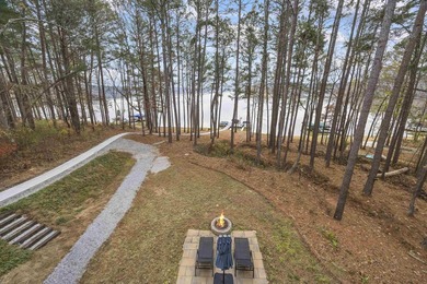Welcome to this exceptional lakefront retreat in sought-after - photo 28