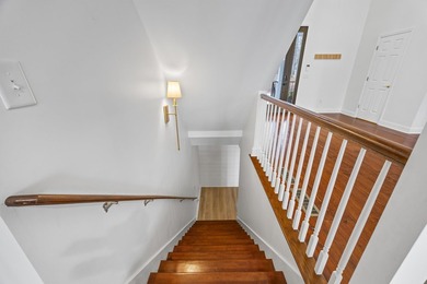 Welcome to this exceptional lakefront retreat in sought-after - photo 31