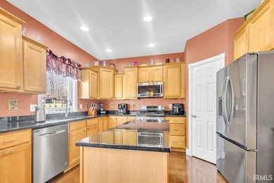 Welcome to this beautifully designed and meticulously maintained - photo 8
