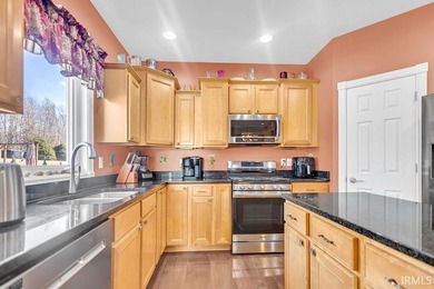 Welcome to this beautifully designed and meticulously maintained - photo 10