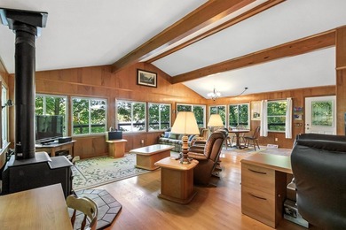 Spectacular Lake Wisconsin getaway home! This fully furnished 1 - photo 7