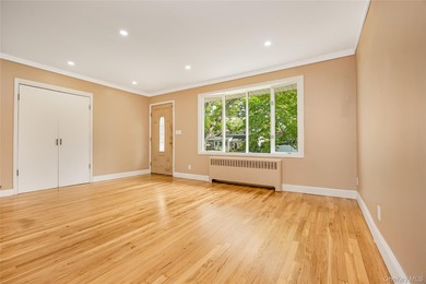 Welcome to your forever home in Massapequa Park! Location - photo 6