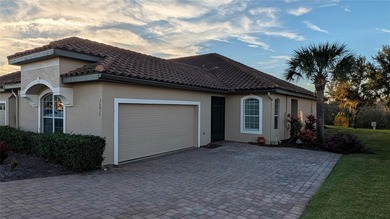 Lake Harris Home Sale Pending in Howey IN The Hills Florida