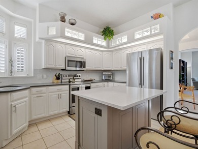 Tucked into one of the Redlands' most sought-after subdivisions - photo 12