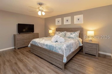 Beautifully updated and thoughtfully furnished, 644 Queens Grant - photo 14