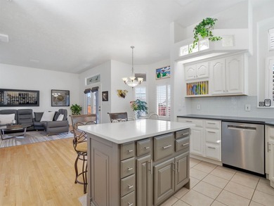 Tucked into one of the Redlands' most sought-after subdivisions - photo 15
