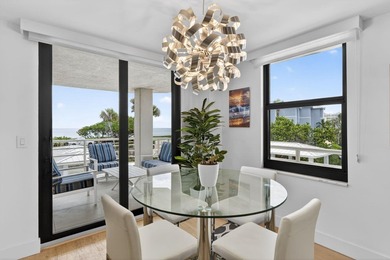 This beautifully updated 3 BR, 2.5 BA corner unit offers - photo 19