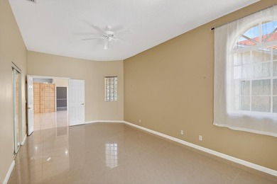 Lovely villa with breathtaking views of the lake and fountain - photo 20