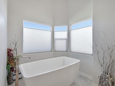 Tucked into one of the Redlands' most sought-after subdivisions - photo 21