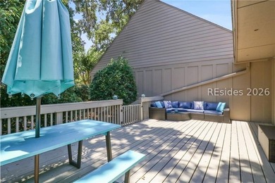 Beautifully updated and thoughtfully furnished, 644 Queens Grant - photo 24