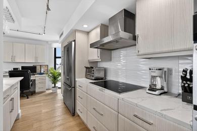 This beautifully updated 3 BR, 2.5 BA corner unit offers - photo 24