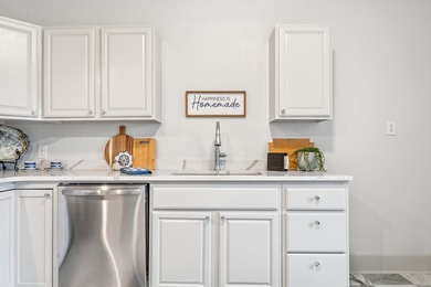 Beautifully restored 1938 historic cottage blending timeless - photo 25