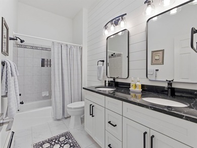 Tucked into one of the Redlands' most sought-after subdivisions - photo 25