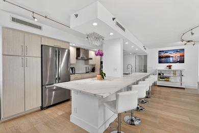 This beautifully updated 3 BR, 2.5 BA corner unit offers - photo 25