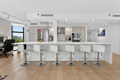 This beautifully updated 3 BR, 2.5 BA corner unit offers - photo 26