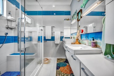 Beach House Paradise in Summerland Key. Nestled in one of the - photo 28