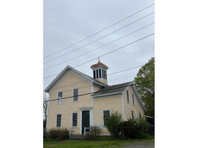 Lake Champlain - Essex County Home For Sale in Essex New York