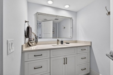 This beautifully updated 3 BR, 2.5 BA corner unit offers - photo 32