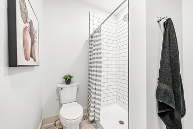 Beautifully restored 1938 historic cottage blending timeless - photo 33