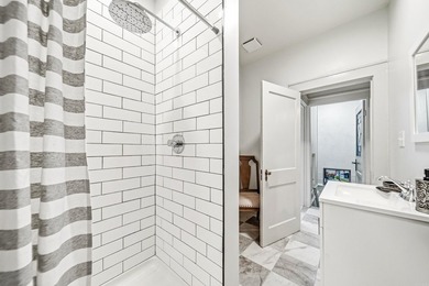 Beautifully restored 1938 historic cottage blending timeless - photo 34