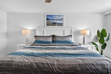This beautifully updated 3 BR, 2.5 BA corner unit offers - photo 36