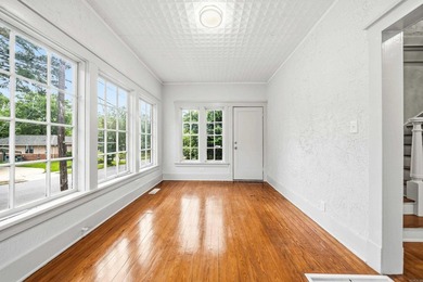Beautifully restored 1938 historic cottage blending timeless - photo 39