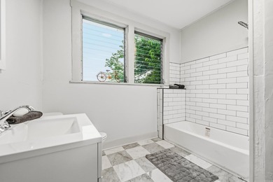 Beautifully restored 1938 historic cottage blending timeless - photo 46