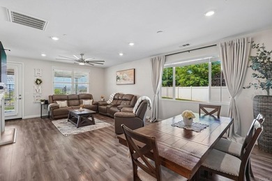Welcome home to this beautifully upgraded single-family - photo 4
