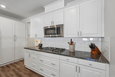 Welcome home to this beautifully upgraded single-family - photo 9