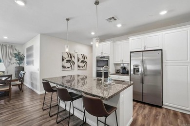 Welcome home to this beautifully upgraded single-family - photo 10