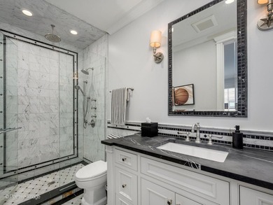 Rare opportunity to own an impeccably maintained single-family - photo 30