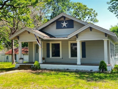 Lake Home For Sale in Gun Barrel City, Texas