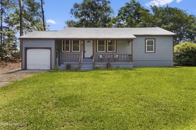 Flint Creek Reservoir Home For Sale in Wiggins Mississippi