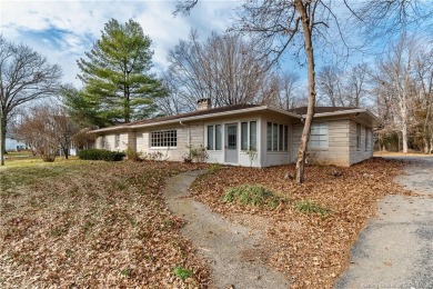 Lake Home Off Market in Jeffersonville, Indiana