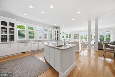 Welcome to an exquisite coastal residence that offers a - photo 17